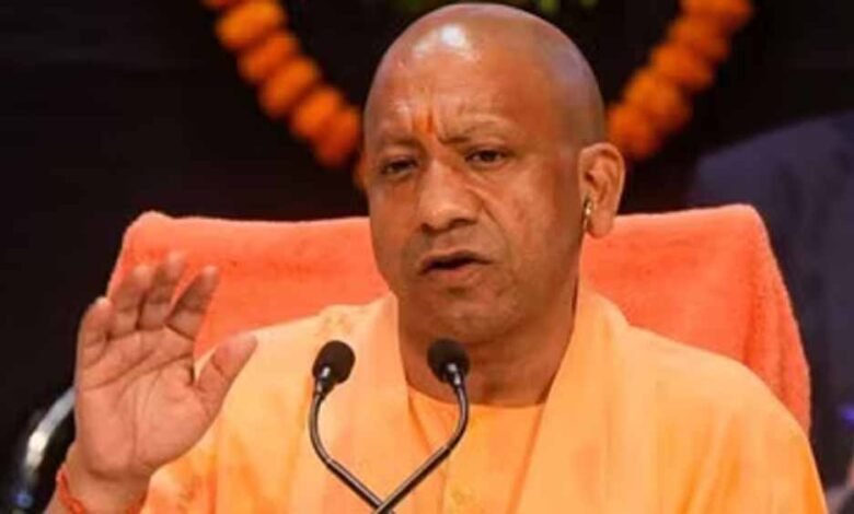 योगी-सरकार-250-आबादी-वाले-गांवों-को-मुख्य-सड़कों-से-जल्द-जोड़ेगी-अब